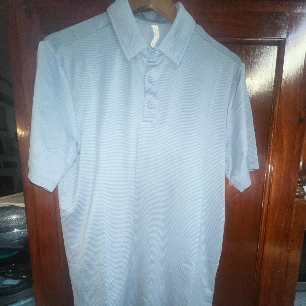 Men’s sz Medium Stylus Polo